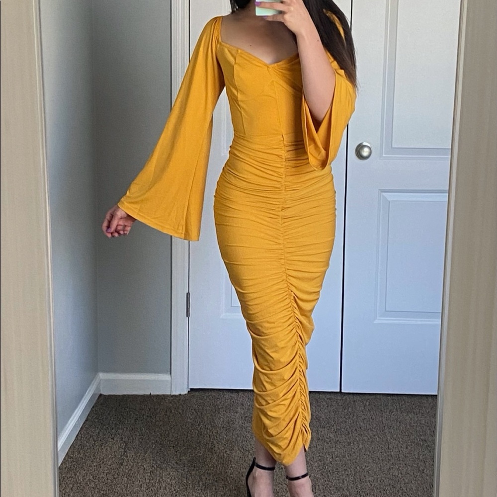 Long sleeve Yellow Spring Maxi dress